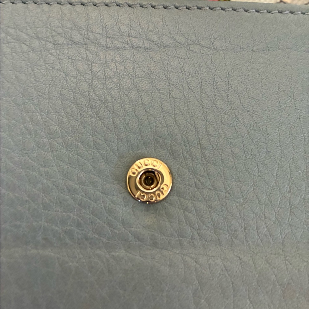 RARE Gucci Blue Leather Continental Wallet with Gold Stamp - Authentic - Picture 11 of 12